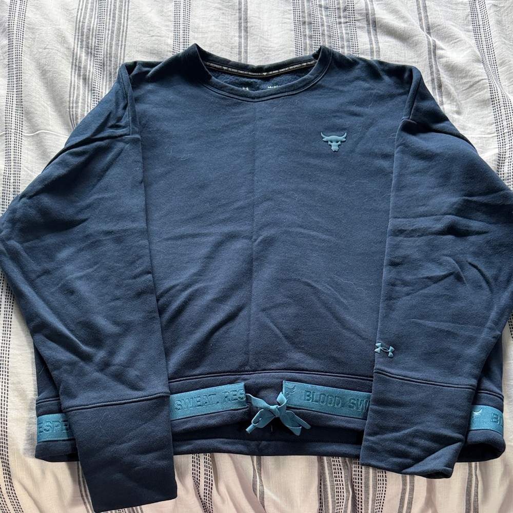 Under Armour Women's Navy Blue Sweater